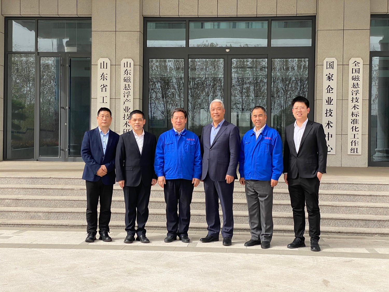 第五屆中國(guó)造紙裝備發(fā)展論壇在濰坊隆重召開 (13)